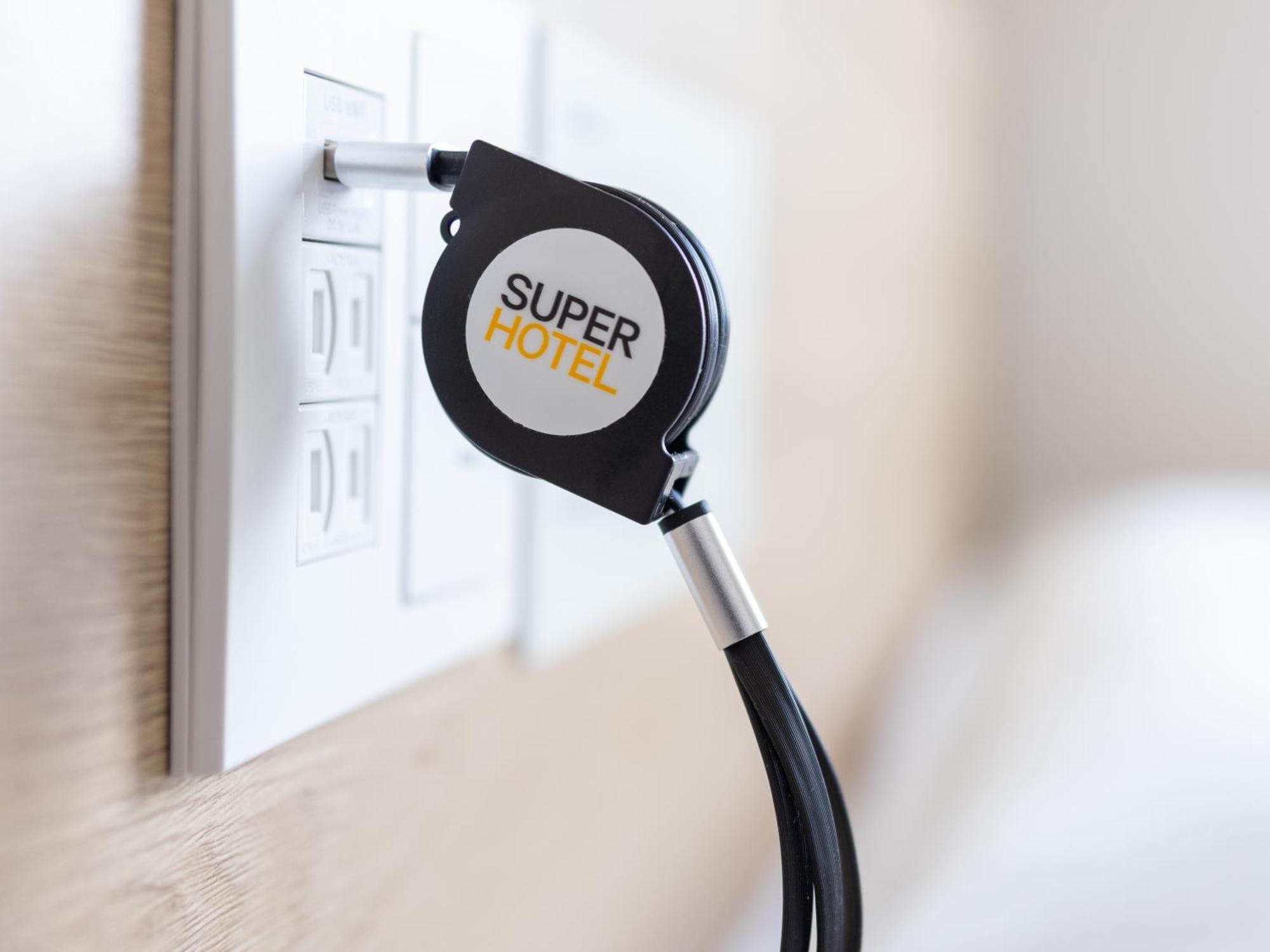Super Hotel Yahaba Station East Exit מראה חיצוני תמונה